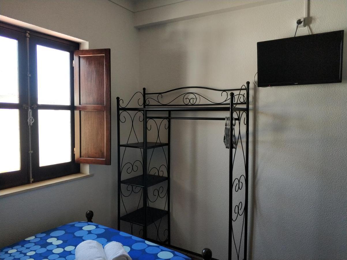 Alojamentos Vitinho 2 - Vila Nova Milfontes Vila Nova de Milfontes Ngoại thất bức ảnh