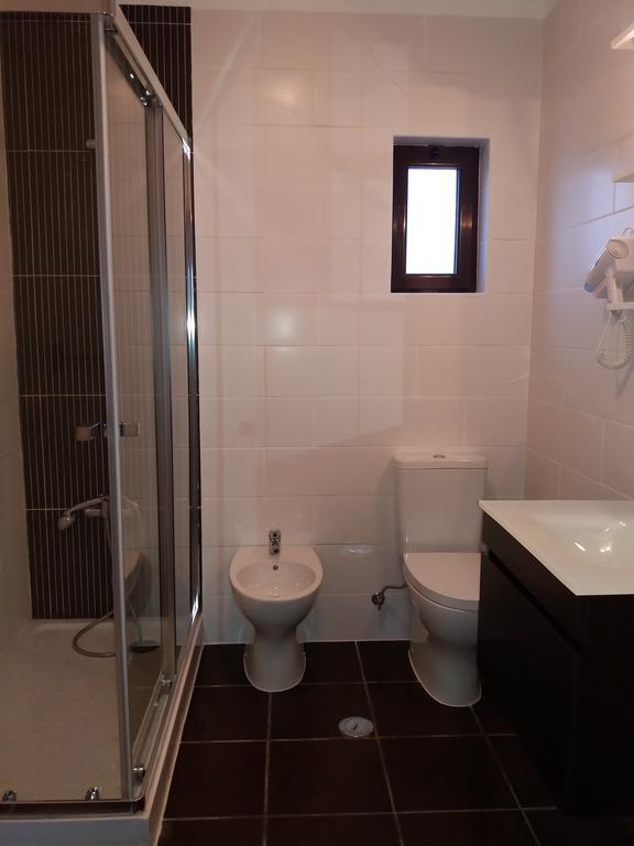 Alojamentos Vitinho 2 - Vila Nova Milfontes Vila Nova de Milfontes Ngoại thất bức ảnh